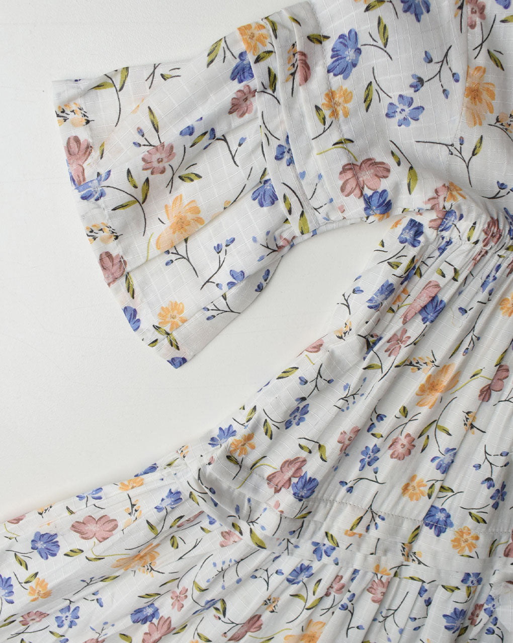 GIRLS FLOWERY FROCK  G000017
