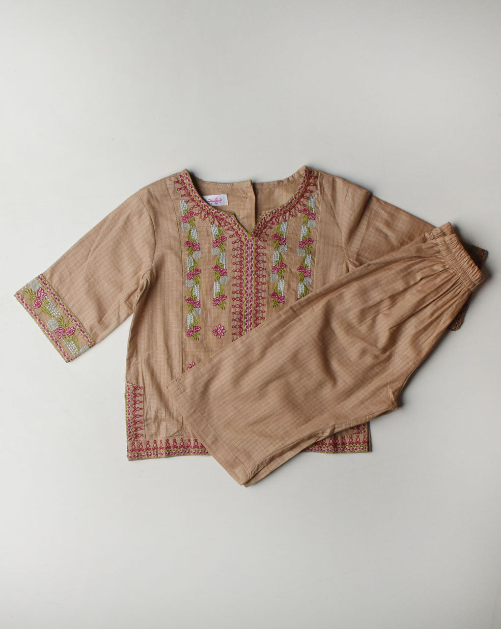 GIRLS SUIT AND SET G000005