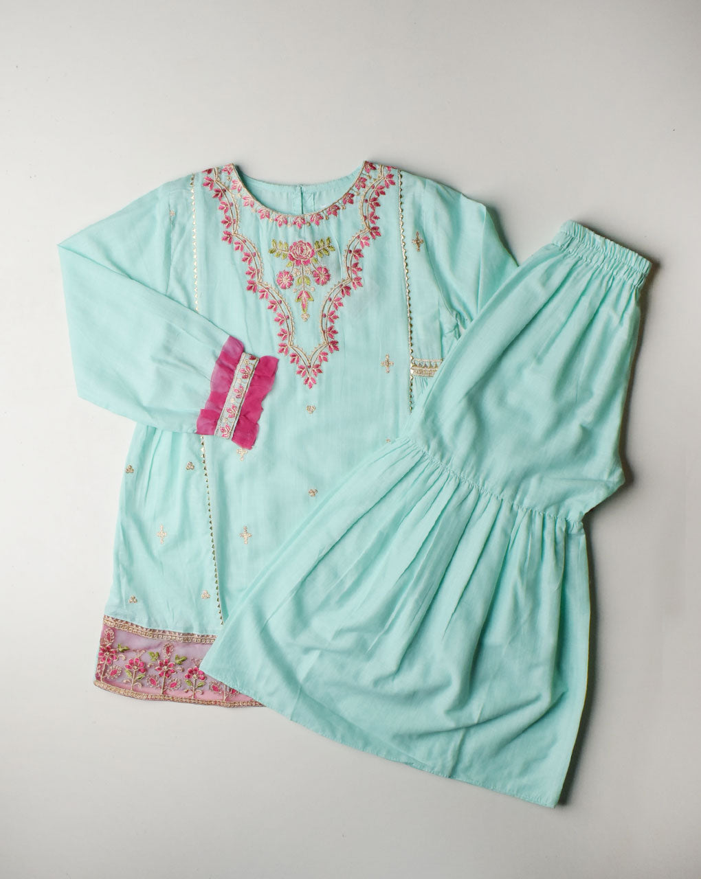 GIRLS SUIT AND SET G000010