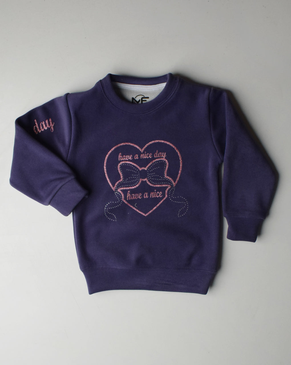 WARM  GIRL SWEATSHIRT	OS00031