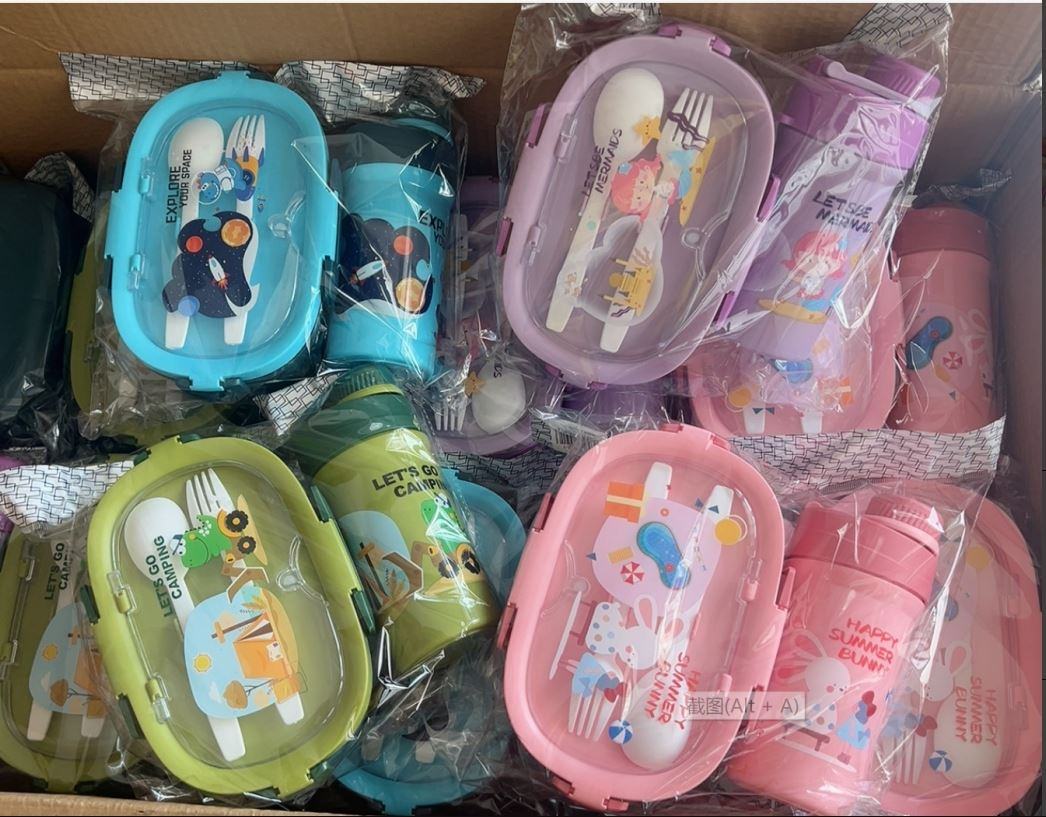 Kids Water Bottles & Lunch Boxes